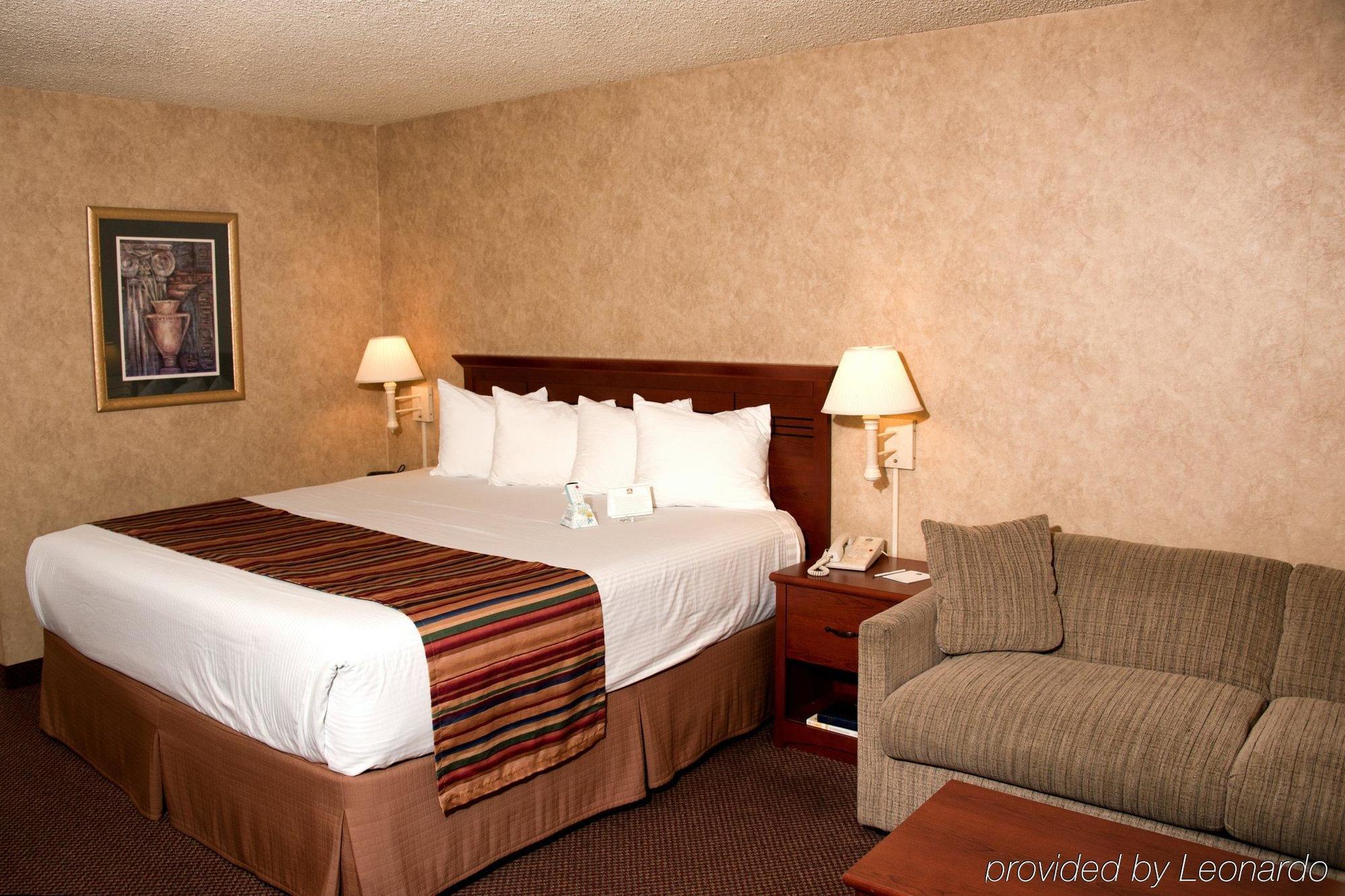 Best Western Sherwood Inn Clarksville Bilik gambar