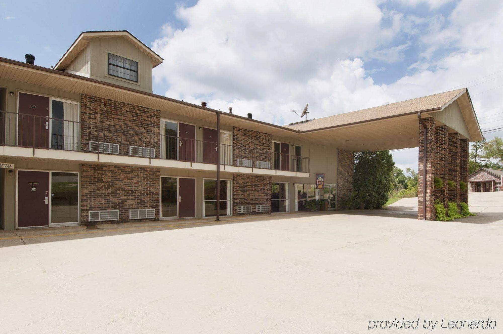 Best Western Sherwood Inn Clarksville Luaran gambar